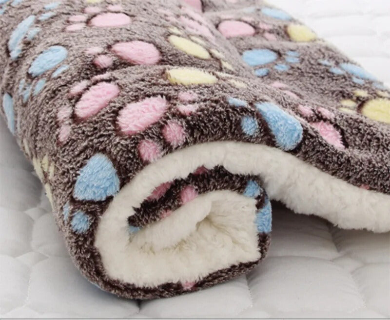 coussin pour chat motif patte ours