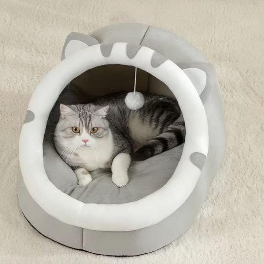 lit pour chat gris semi ferme